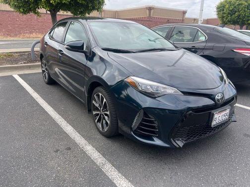 Galactic Aqua Mica 2017 Toyota Corolla XSE