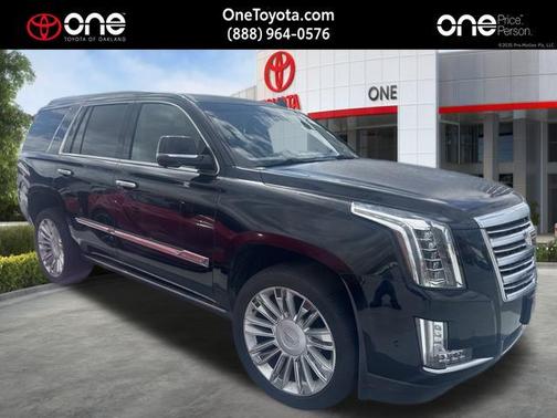 2017 Cadillac Escalade Platinum