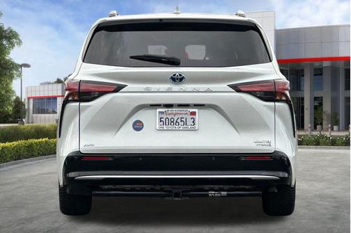2022 Toyota Sienna Limited