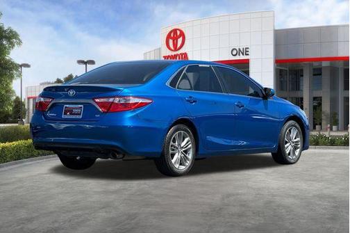Blue Streak Metallic 2017 Toyota Camry SE