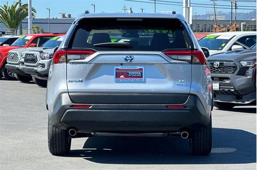 2023 Toyota RAV4 Hybrid LE
