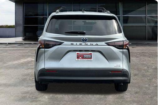 2023 Toyota Sienna XLE 7 Passenger