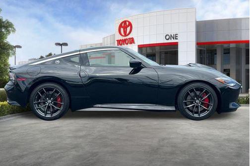Black Diamond Pearl 2024 Nissan Z Performance Auto