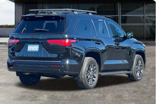 2024 Toyota Sequoia Platinum