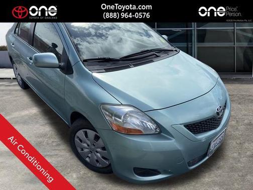 2009 Toyota Yaris S