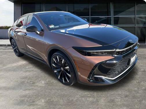 2023 Toyota Crown Platinum