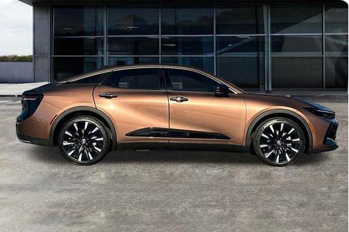 2023 Toyota Crown Platinum