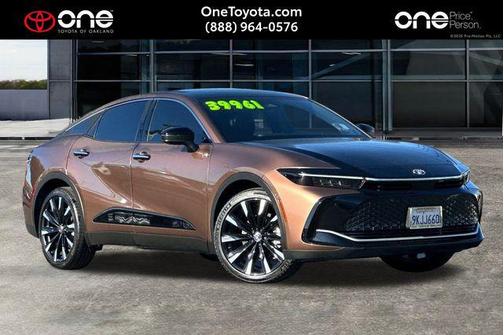 2023 Toyota Crown Platinum