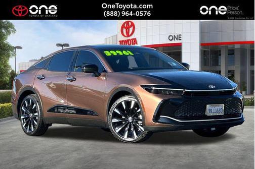 2023 Toyota Crown Platinum