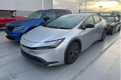 2024 Toyota Prius LE