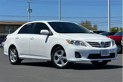 2013 Toyota Corolla LE