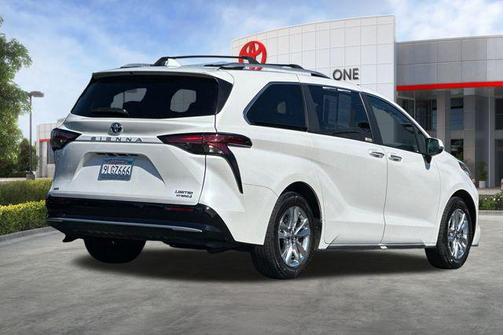2024 Toyota Sienna Limited