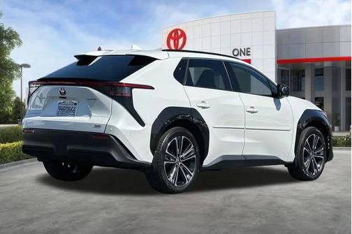Wind Chill Pearl 2023 Toyota bZ4X Limited