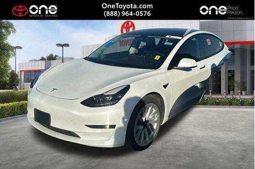 2021 Tesla Model 3 Standard Range Plus