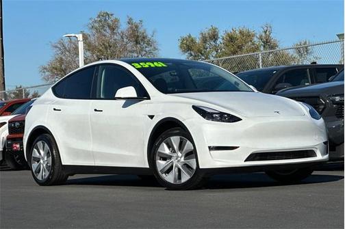2024 Tesla Model Y Long Range Dual Motor All-Wheel Drive