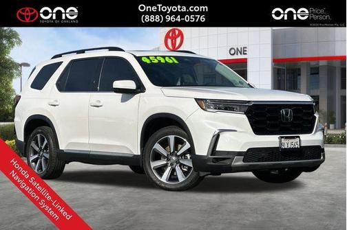 2025 Honda Pilot Touring 8-Passenger