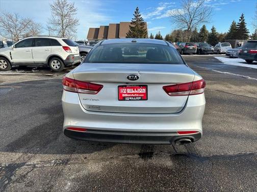 2017 Kia Optima LX
