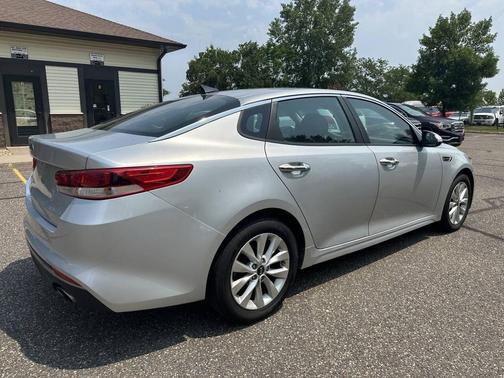 2017 Kia Optima LX