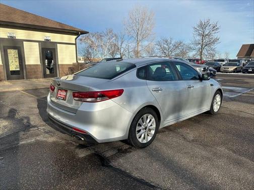 2017 Kia Optima LX