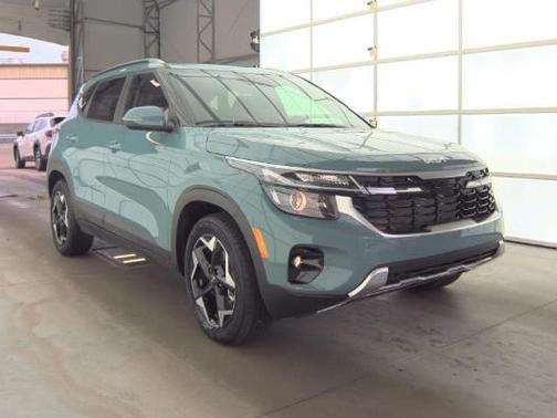 Blue 2025 Kia Seltos EX