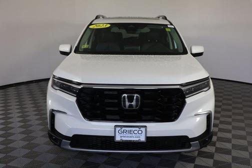 White 2023 Honda Pilot Touring