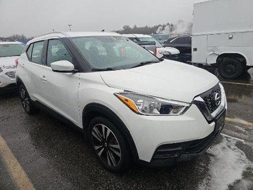 2020 Nissan Kicks SV