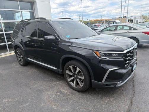 Black 2023 Honda Pilot Elite