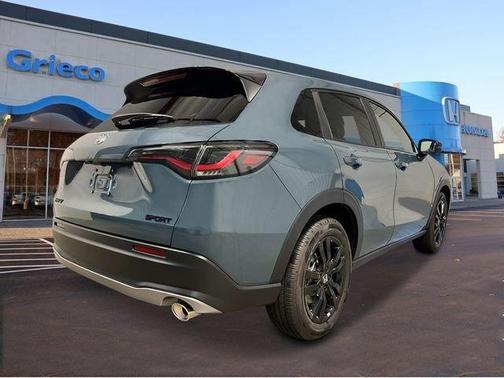 Green 2027 Honda HR-V Sport