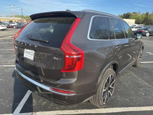 2024 Volvo XC90 B6 Plus Bright Theme 6-Seater