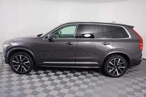 2024 Volvo XC90 B6 Plus Bright Theme 6-Seater