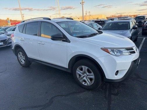 2014 Toyota RAV4 LE