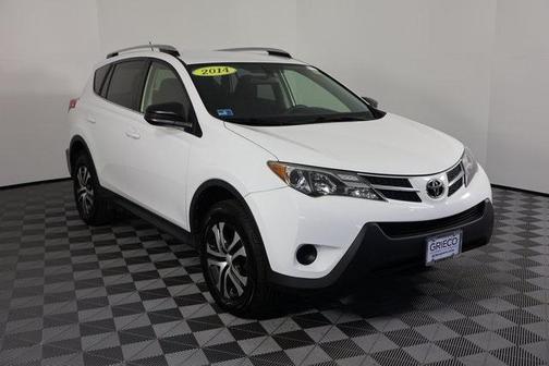 2014 Toyota RAV4 LE