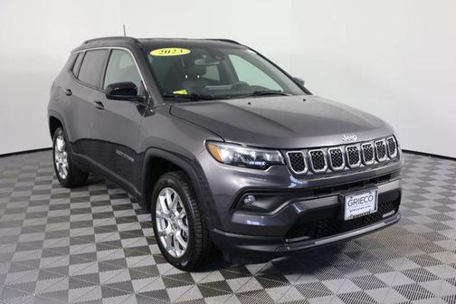 2023 Jeep Compass Latitude Lux