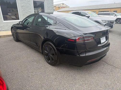 Black 2022 Tesla Model S Plaid