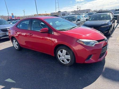 Red 2016 Toyota Corolla LE