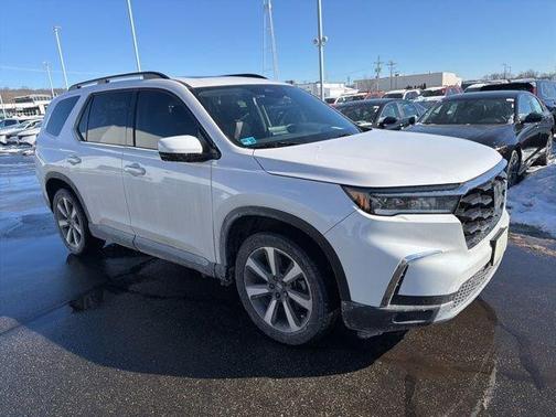 2023 Honda Pilot Touring