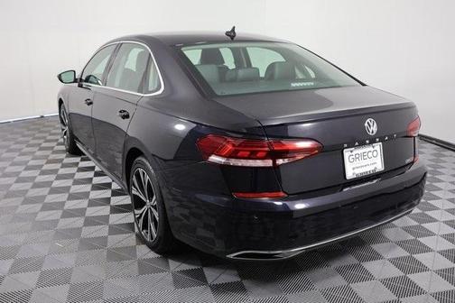 2020 Volkswagen Passat 2.0T SEL