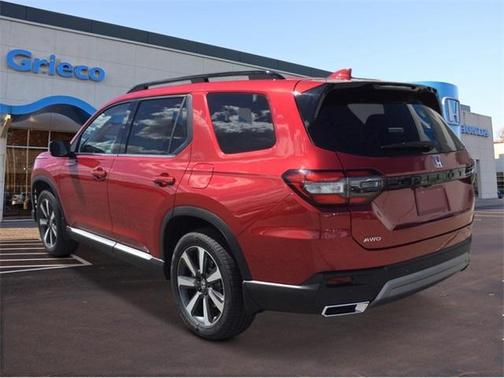 2025 Honda Pilot Touring