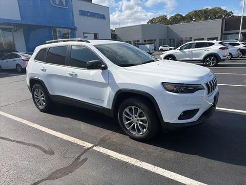 2022 Jeep Cherokee Latitude Lux