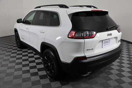 2022 Jeep Cherokee Latitude Lux