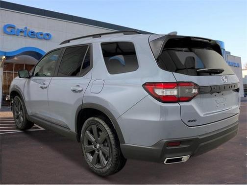 2025 Honda Pilot Sport