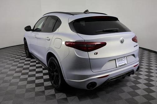 2020 Alfa Romeo Stelvio Base