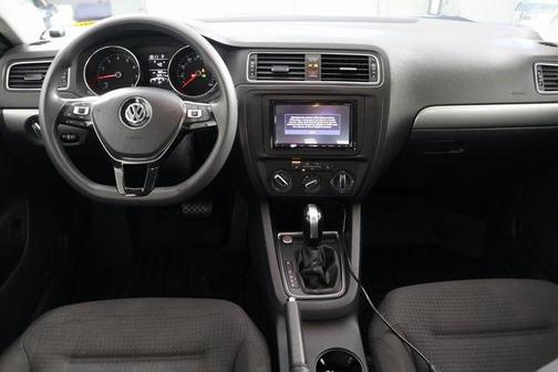 2015 Volkswagen Jetta 1.8T SE