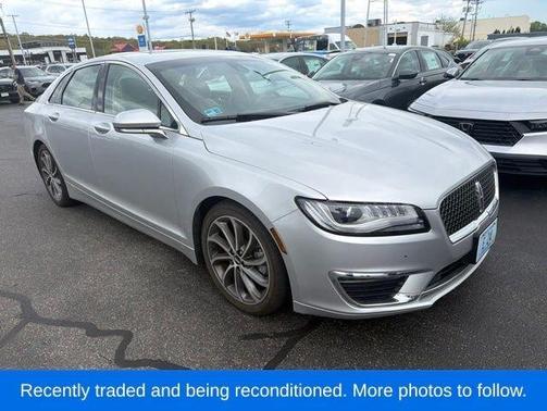 Ingot Silver 2019 Lincoln MKZ Reserve I