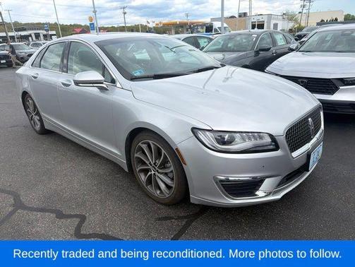 Ingot Silver 2019 Lincoln MKZ Reserve I