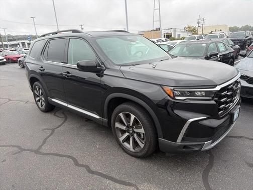 2024 Honda Pilot Touring