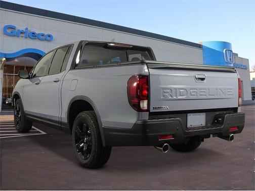 2025 Honda Ridgeline Black Edition