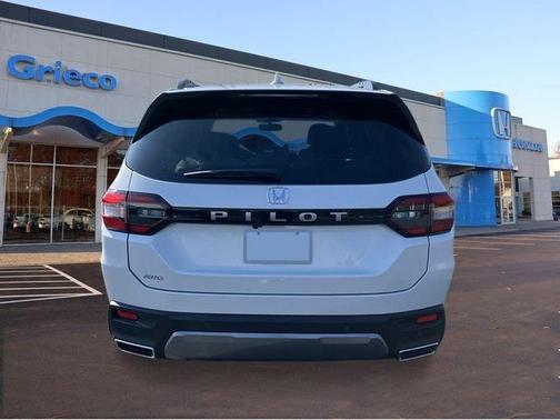 White 2026 Honda Pilot EX-L