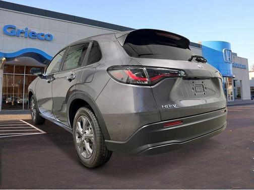 Gray 2027 Honda HR-V LX