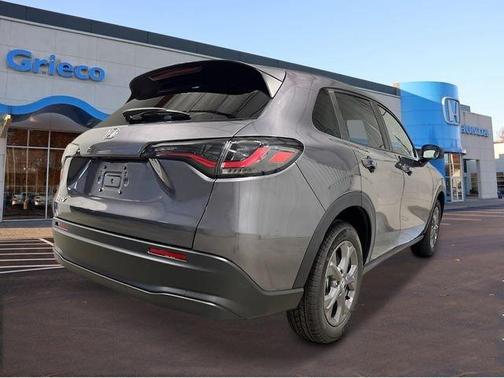 Gray 2027 Honda HR-V LX